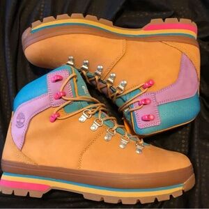 Timberland Women's Tan and Multicolor Combat Boots